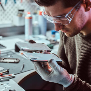 20299 Fix It, Don’t Bin It: Why Everyone’s Repairing Their Devices Now