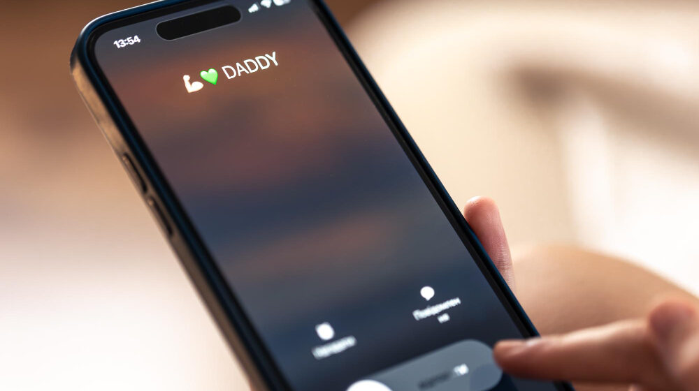 43119 Deepfakes and Fake Calls: Is Your Screen Lying?