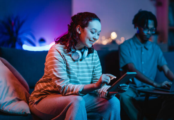 2148793515 Best Tech for People Who Do Everything From Their Devices